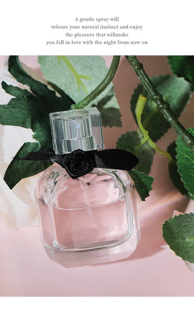 Parfum Parisien pour Femme 30 ml – Frais et Élégant – Luxe Léger – Spray Naturel à la Fragrance Florale – Eau de Parfum Idéale pour Fêtes