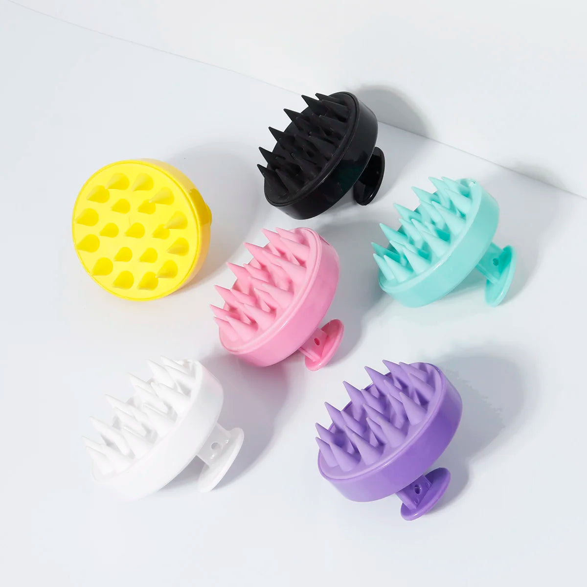 Brosse de Massage en Silicone pour le Cuir Chevelu – Brosse à Shampooing, Nettoyage en Profondeur des Racines des Cheveux et du Cuir Chevelu, Soulage les Démangeaisons, Brosse de Bain et de Massage Corporel
