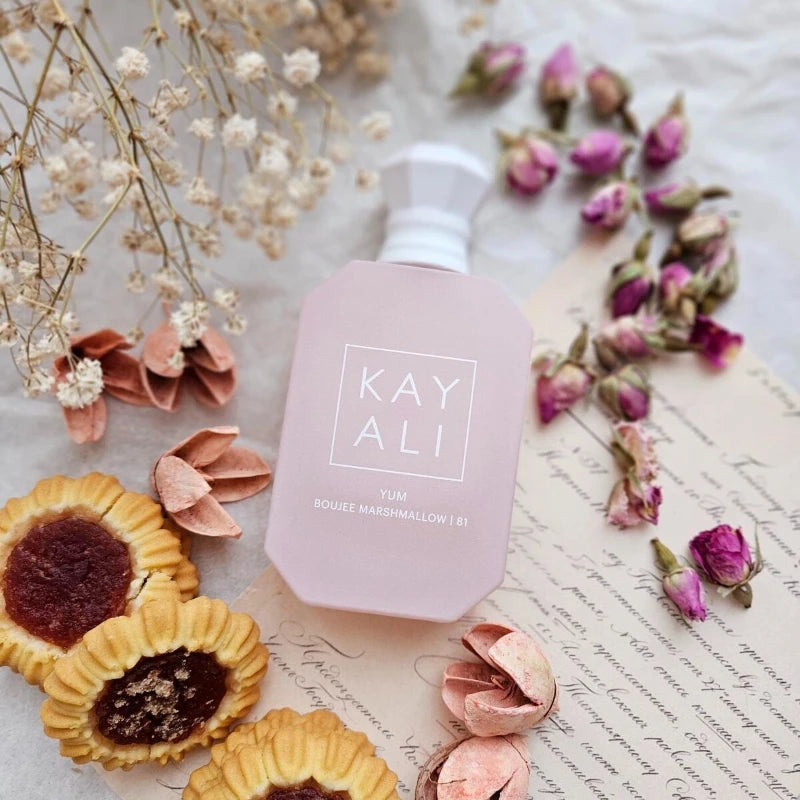 KAYALI 100 ml Eau de Parfum pour femmes – Parfum de luxe longue tenue avec notes florales, fruitées, vanillées, orientales, boisées et sucrées.